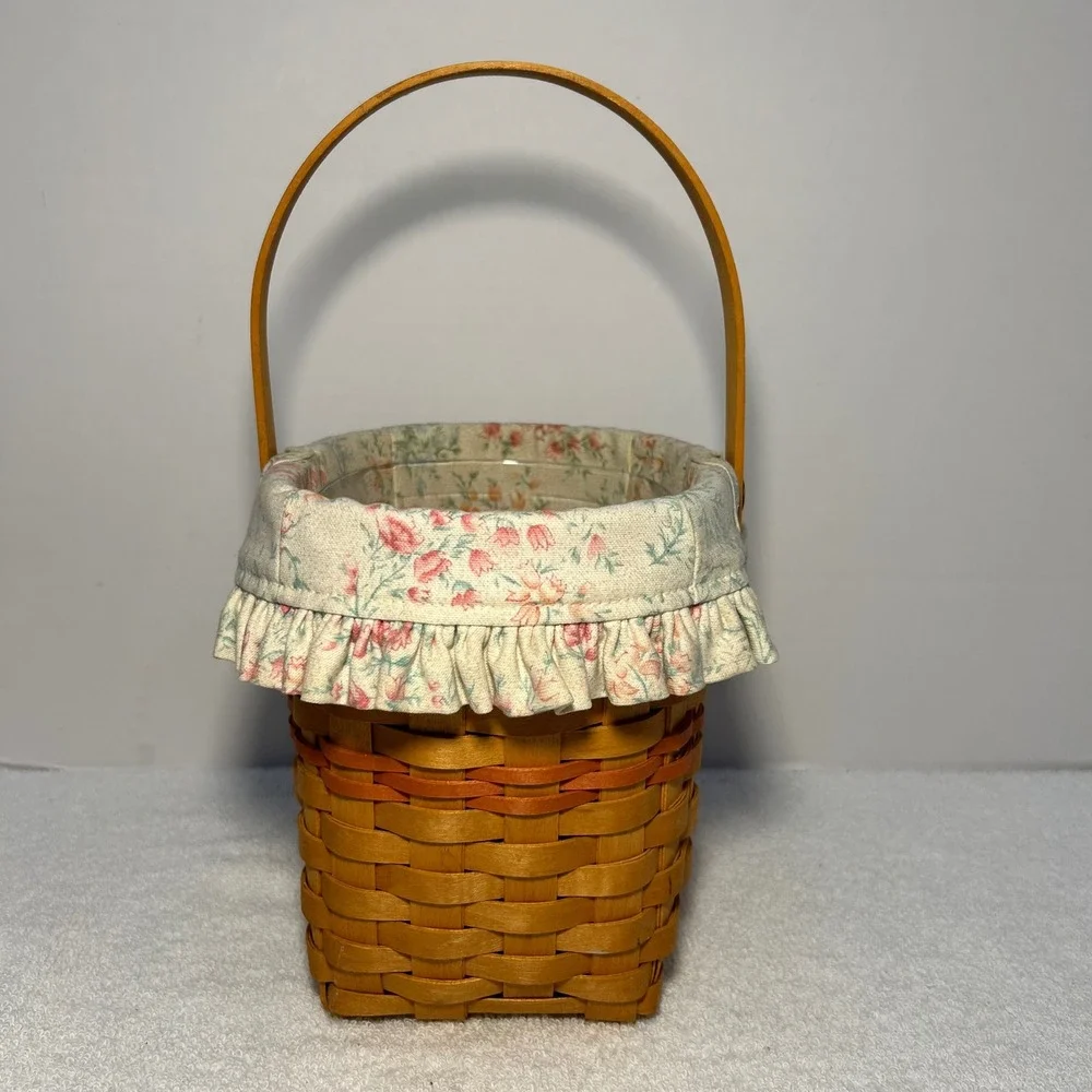 Longaberger 2001 Handwoven Basket with Floral Liner and Plastic Protector
